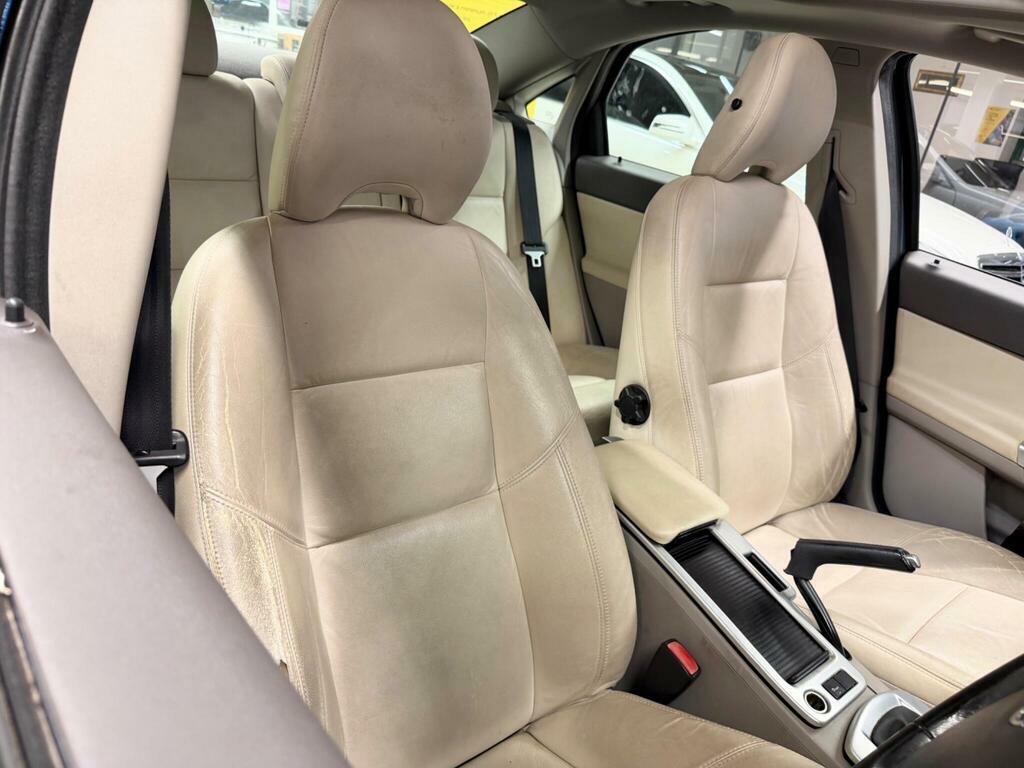 Volvo S40 2.0 D4 R-design Black #16
