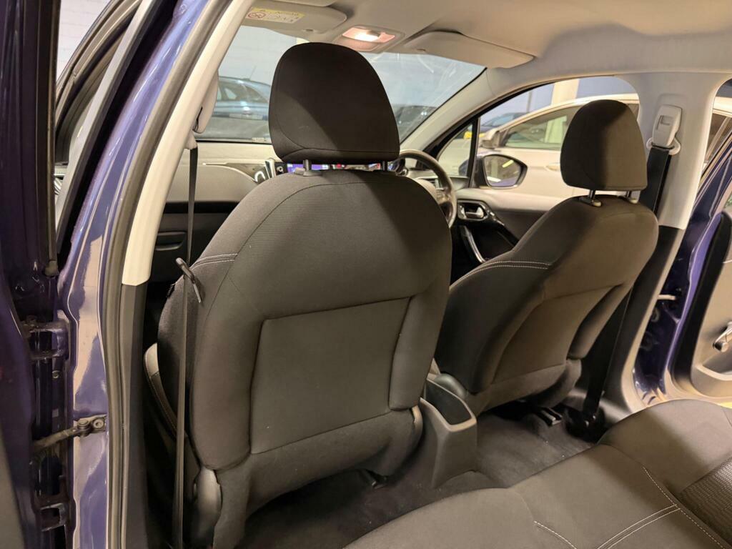 Peugeot 208 Active Black #19