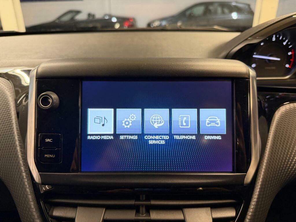 Peugeot 208 Active Black #24