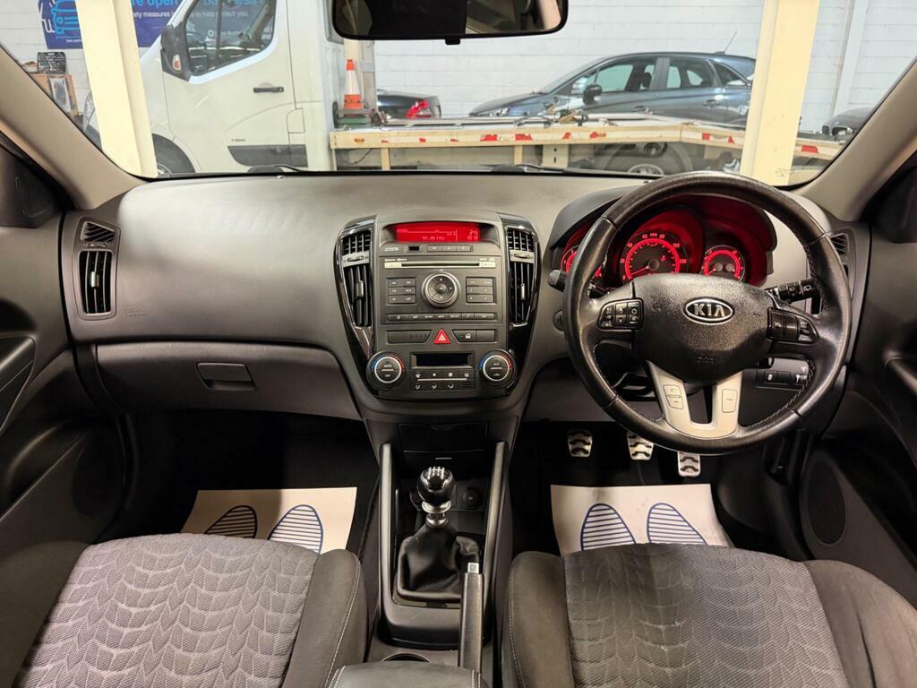 Kia Ceed 1.4 Sr7 Hatchback 145 Gkm, 103 Silver #15