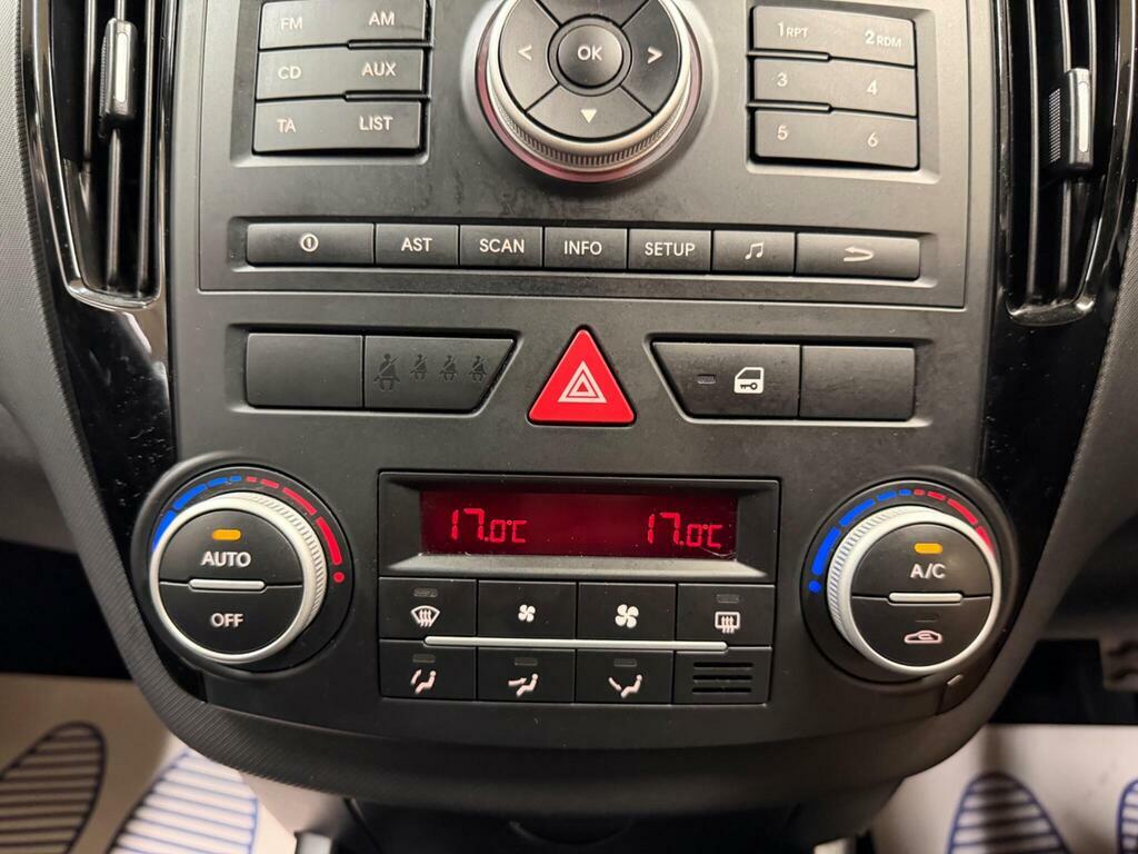 Kia Ceed 1.4 Sr7 Hatchback 145 Gkm, 103 Silver #16