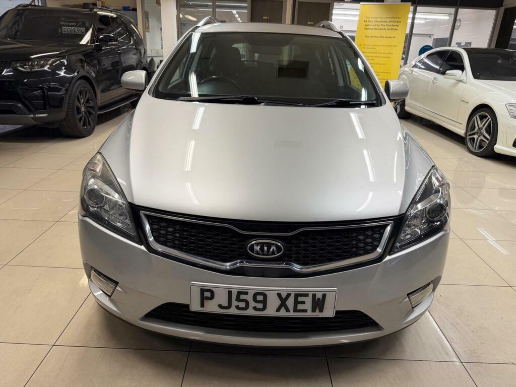 Kia Ceed 1.6 Crdi 3 Sports Wagon Euro 4 Silver #2
