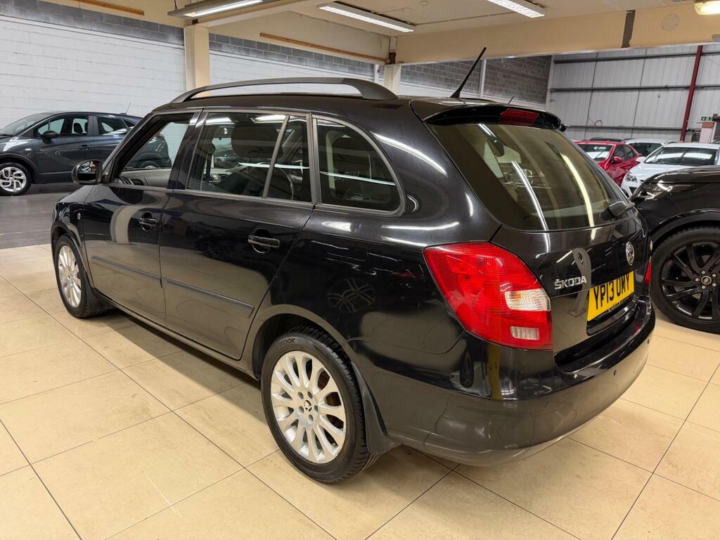 Skoda Fabia 1.2 Tsi Elegance Euro 5 Black #4