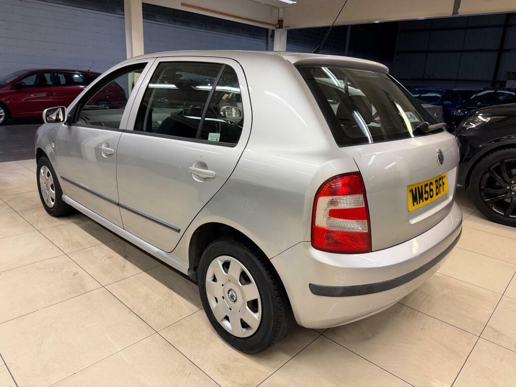 Skoda Fabia 1.6 16V 3 Grey #4