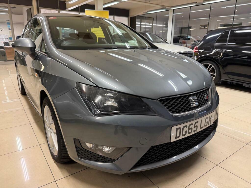 Seat Ibiza Hatchback Tsi White #1