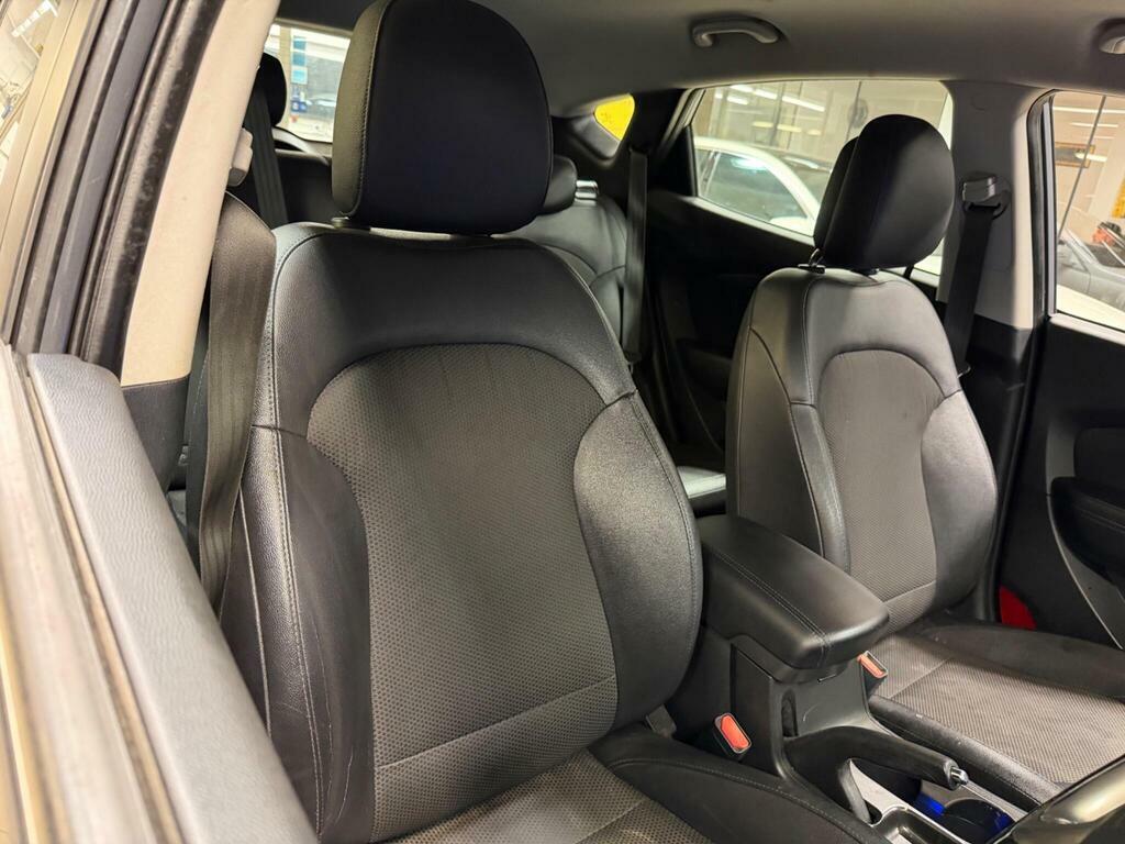 Hyundai Ix35 1.7 Se Crdi 114 Bhp Blue #16