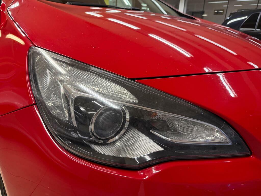 Vauxhall Astra GTC Sport Red #8