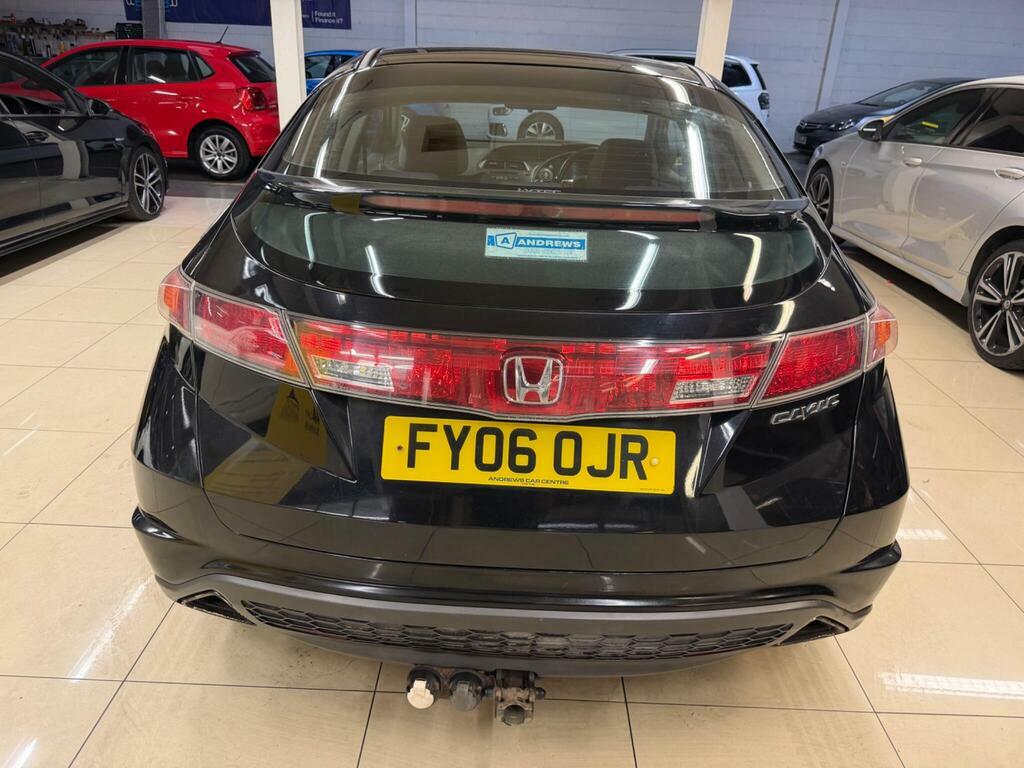 Honda Civic 1.8 I-vtec Es Black #5