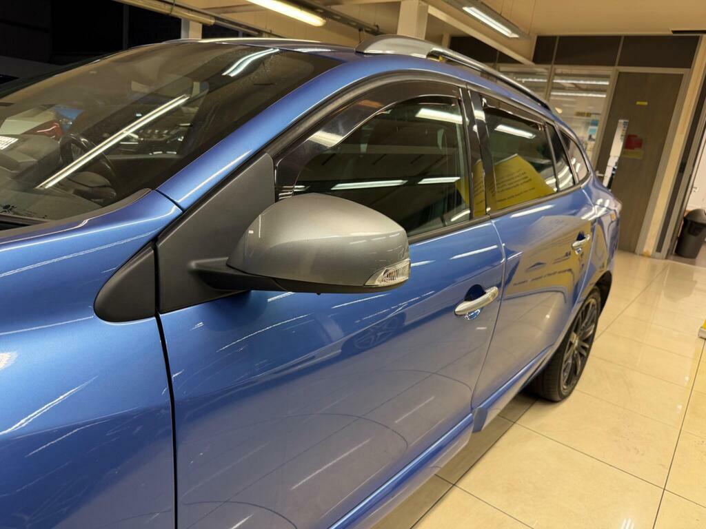 Renault Megane 1.5 Dci I-music Red #14