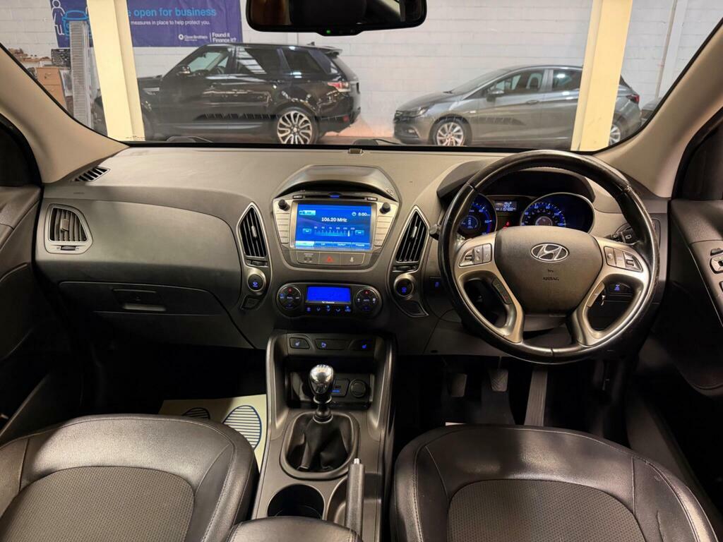 Hyundai Ix35 1.7 Crdi Se Nav 2Wd Blue #18