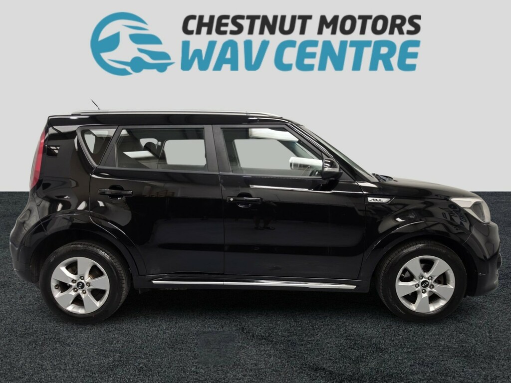 Kia Soul Ev Silver #4