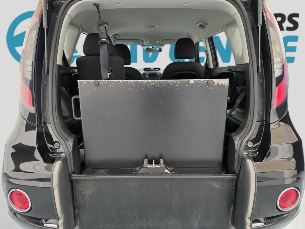 Kia Soul Ev Silver #10