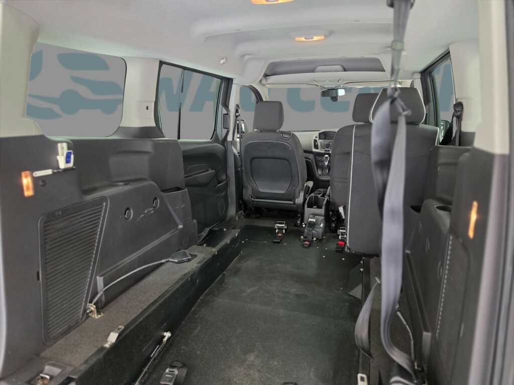 Ford Grand Tourneo Connect Tourneo Connect 1.5 Titanium Tdci 118 Bhp Grey #8