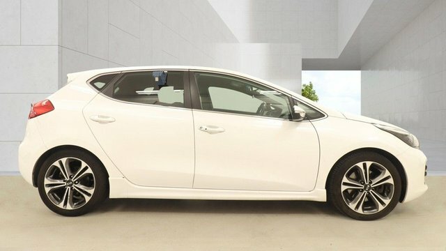 Kia Ceed 2018 1.6 Crdi Gt-line Hatchback White #5