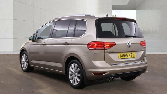 Volkswagen Touran 2016 2.0 Tdi Bluemotion Tech Sel Mpv Ma Beige #4