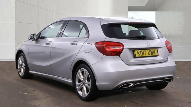 Mercedes-Benz A Class 2017 1.5 A180d Sport Hatchback 7G-dct E Silver #3