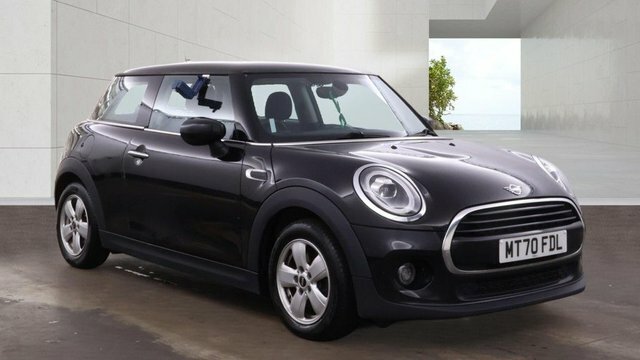 Mini Hatch 2020 1.5 Cooper Classic Hatchback Manua Black #2