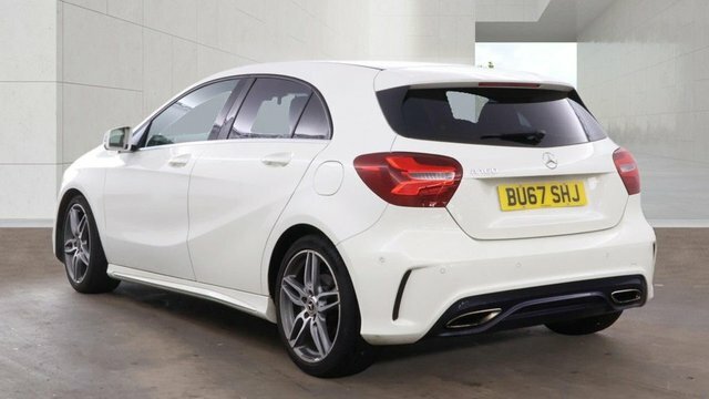 Mercedes-Benz A Class 2017 1.6 A160 Amg Line Premium Hatchback Pet White #4