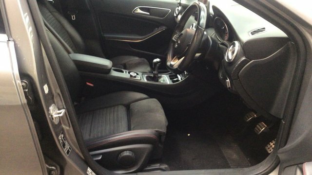 Mercedes-Benz A Class A200d Amg Line Premium White #9