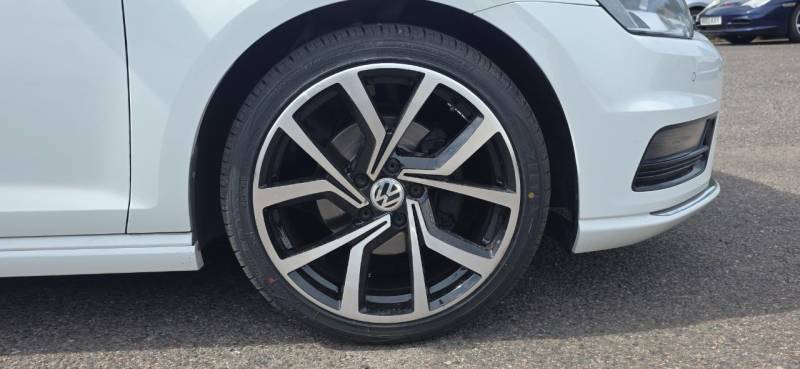 Volkswagen Golf 1.4 Tsi 150 R-line Edition White #5