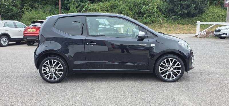 Volkswagen Up 1.0 Street Up Black #2
