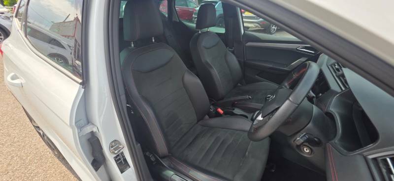 Seat Ibiza 1.0 Tsi 95 Se Technology Red #13