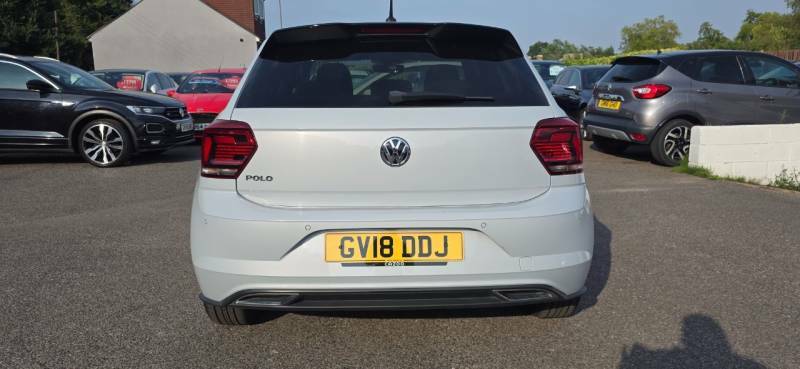 Volkswagen Polo Hatchback 1.0 Black #8