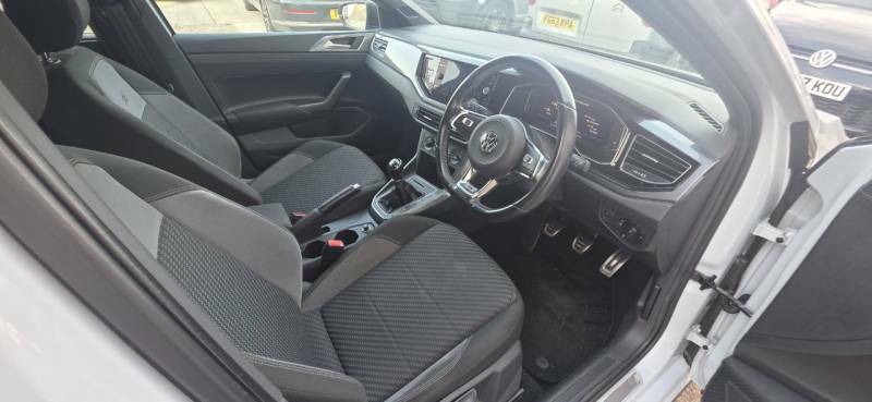 Volkswagen Polo Hatchback 1.0 Black #11