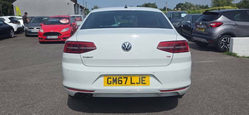 Volkswagen Passat 1.6 Tdi Gt Black #9