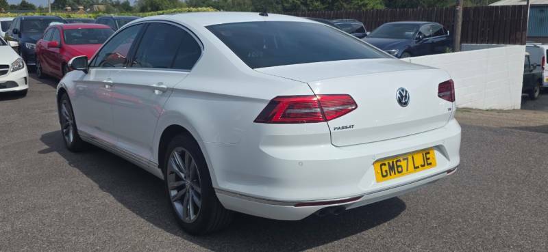 Volkswagen Passat 1.8 Tsi 180 Gt Dsg Panoramic Roof White #4