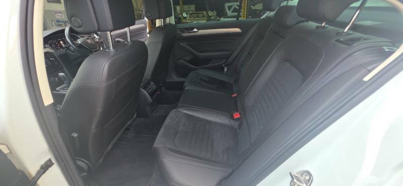 Volkswagen Passat 1.6 Tdi Gt Black #13