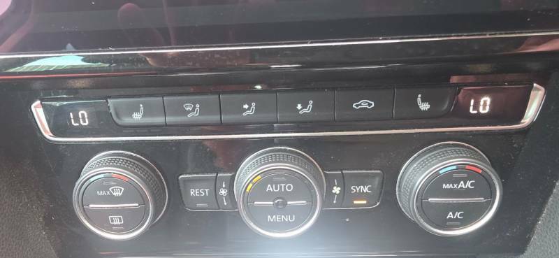 Volkswagen Passat 1.6 Tdi Gt Black #19