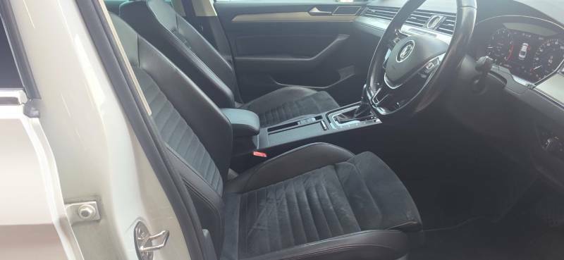 Volkswagen Passat 1.6 Tdi Gt Black #12
