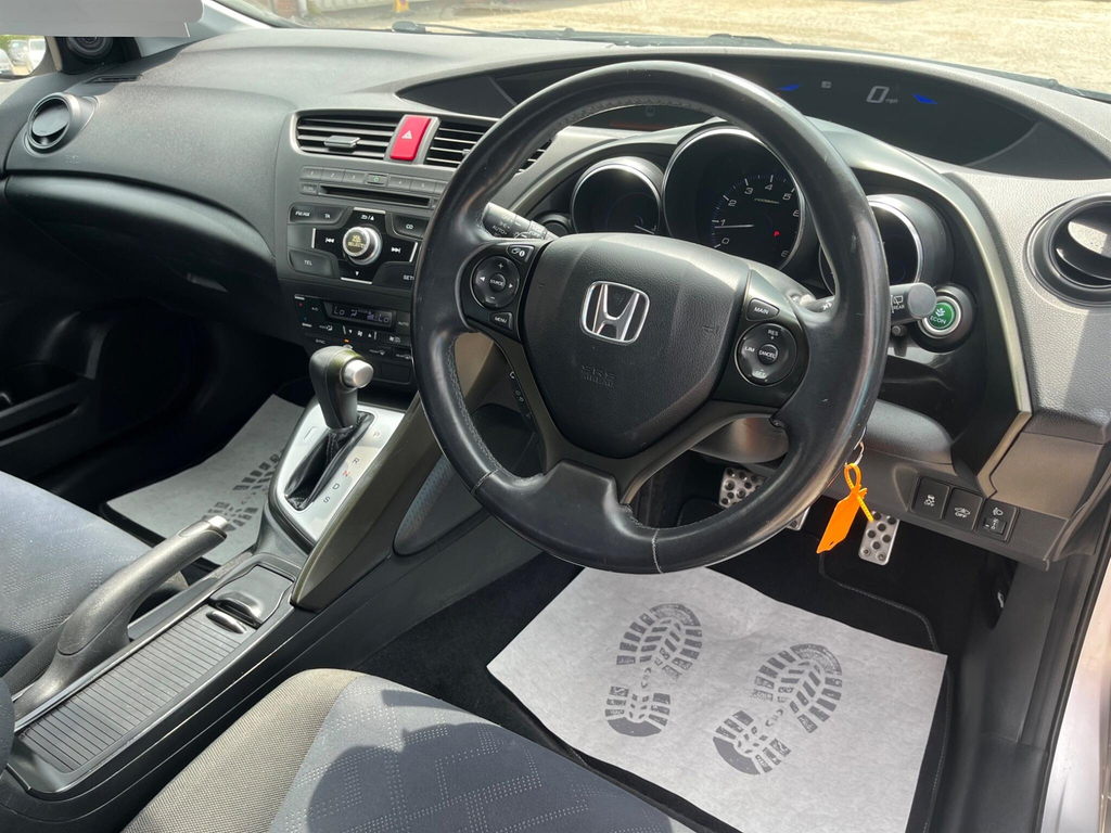 Honda Civic 1.6 I-dtec Es Eco Free Road Tax Finance Par Red #11