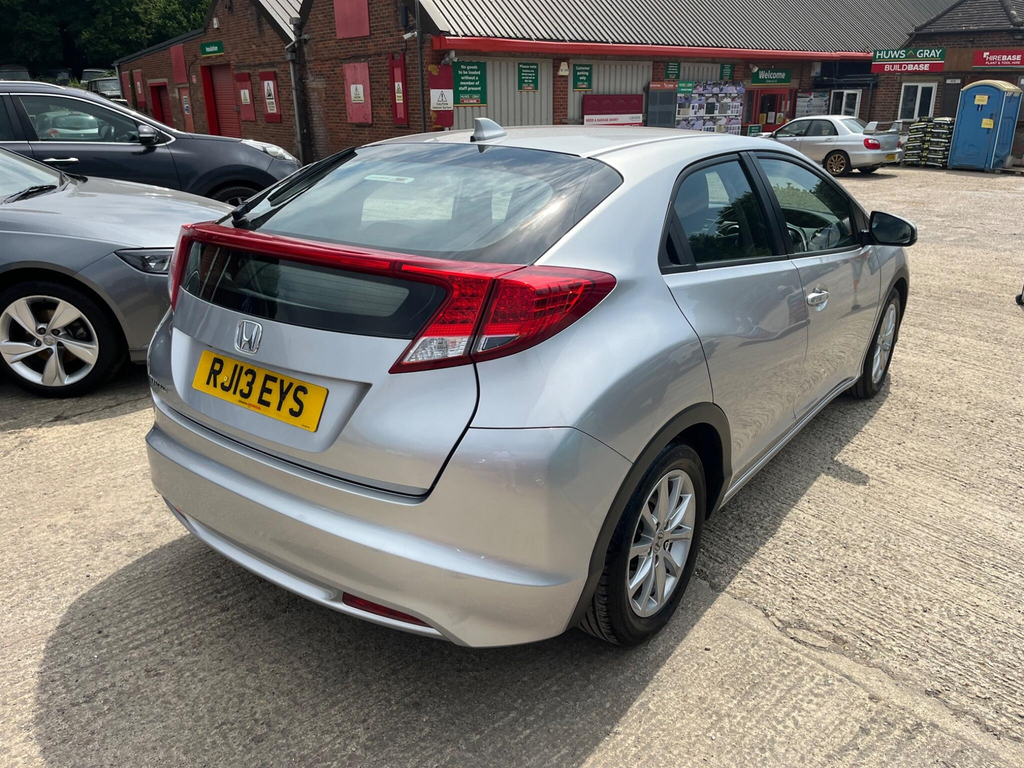 Honda Civic 1.6 I-dtec Es Eco Free Road Tax Finance Par Red #10