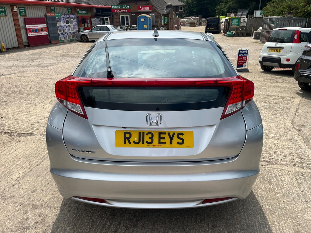 Honda Civic 1.6 I-dtec Es Eco Free Road Tax Finance Par Red #8