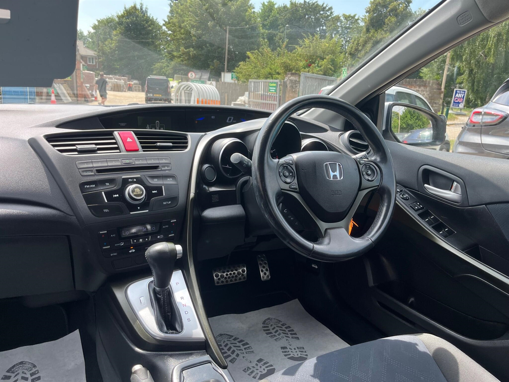 Honda Civic 1.6 I-dtec Es Eco Free Road Tax Finance Par Red #18