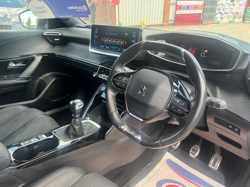 Peugeot 2008 Active Black #8