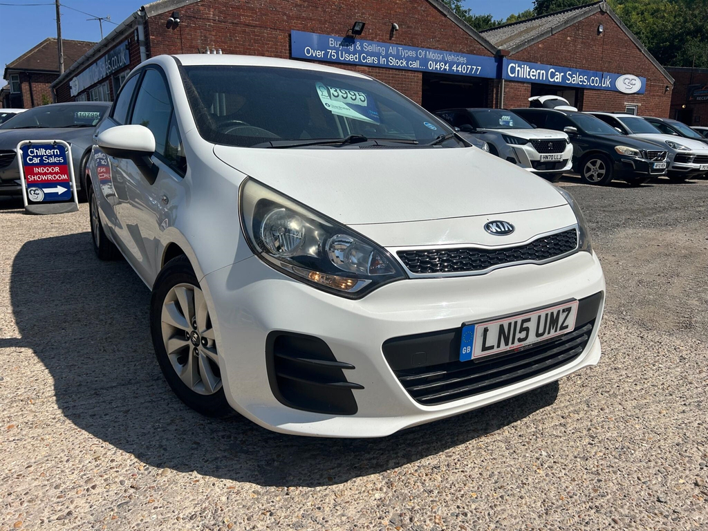 Kia RIO 1.4L 4 White #27