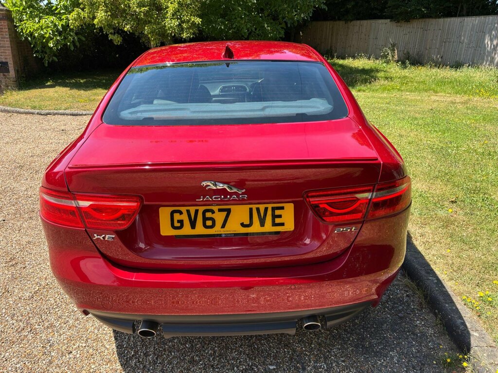 Jaguar XE 2.0I Gpf R-sport Saloon Euro 6 S White #8