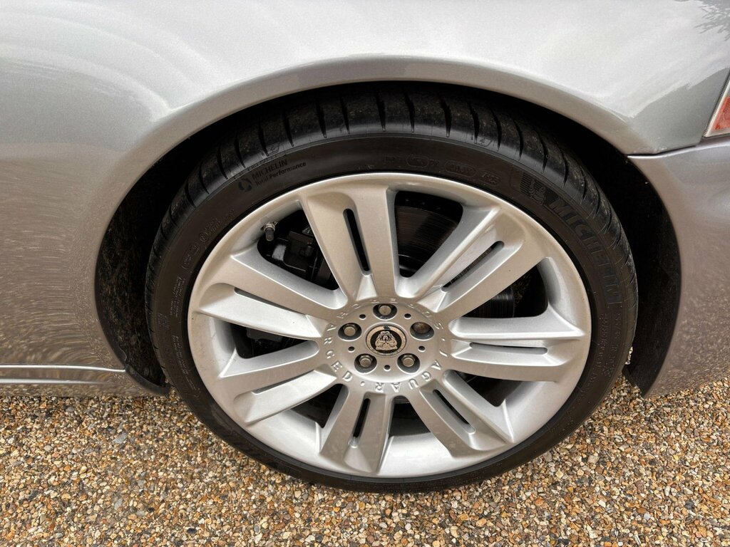 Jaguar XKR Xkr 5.0 V8  #21