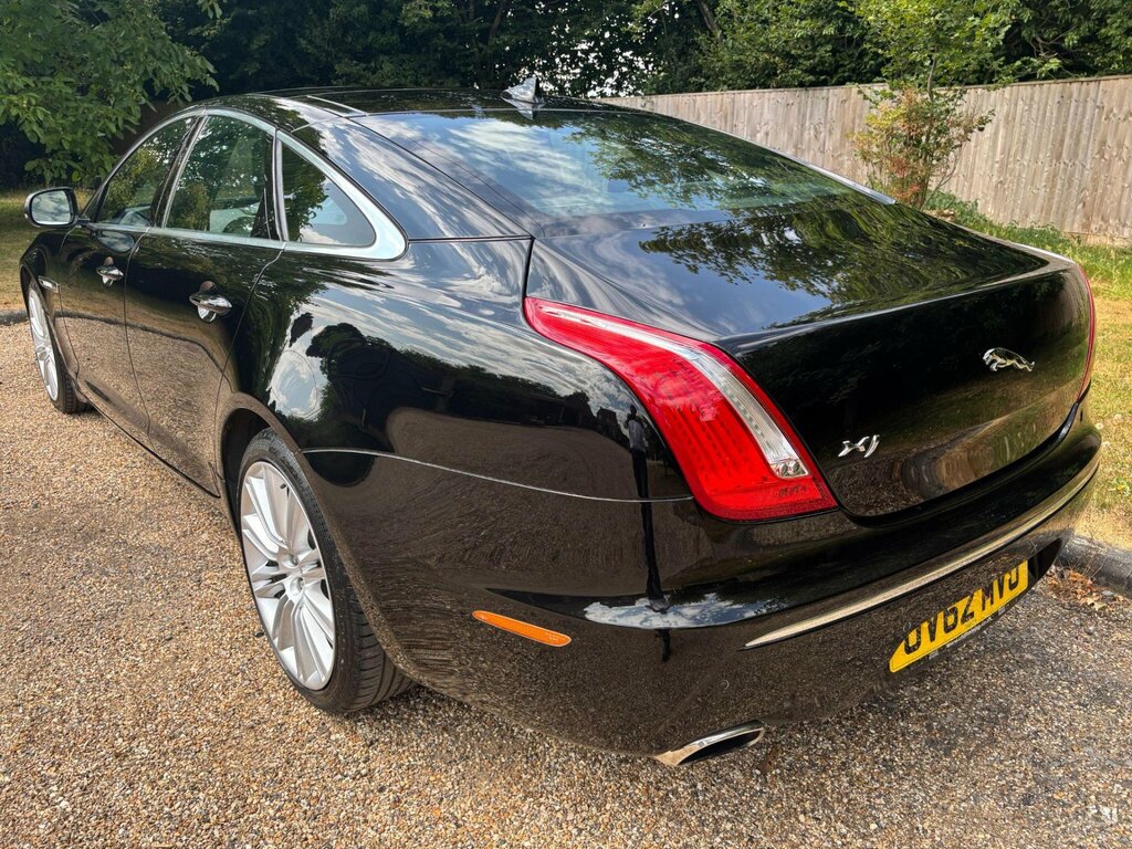 Jaguar XJ Xj Portfolio V6 D Grey #36