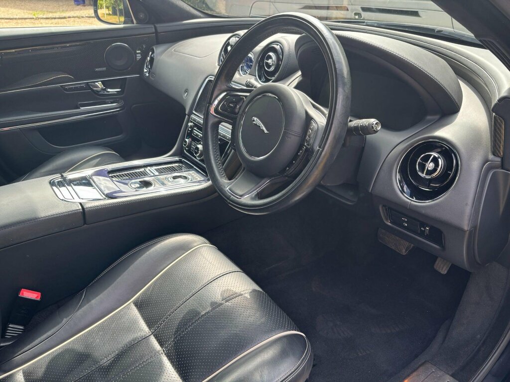 Jaguar XJ Xj Portfolio V6 D Grey #13