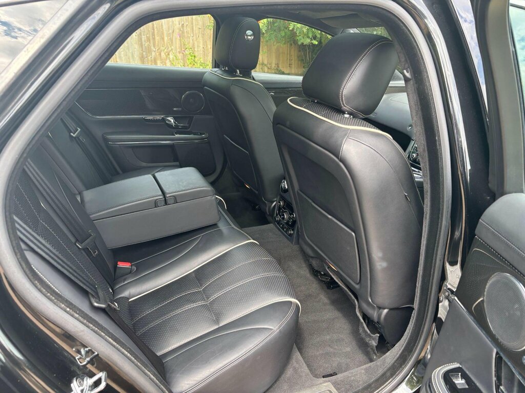 Jaguar XJ Xj Portfolio V6 D Grey #24
