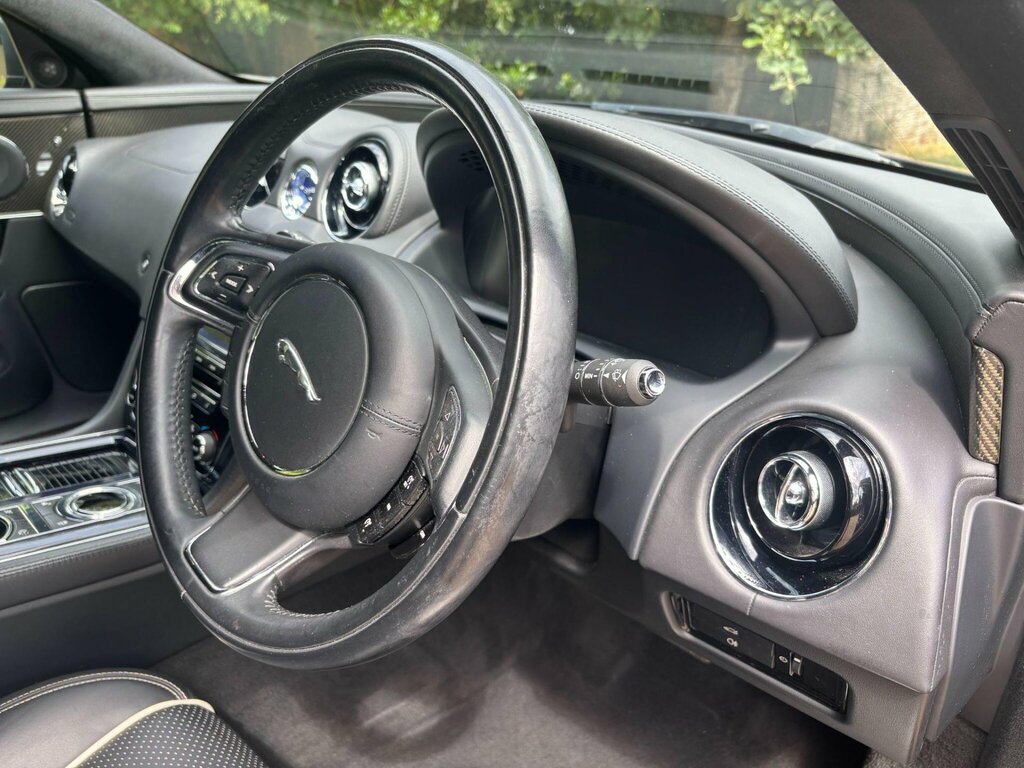 Jaguar XJ Xj Portfolio V6 D Grey #14
