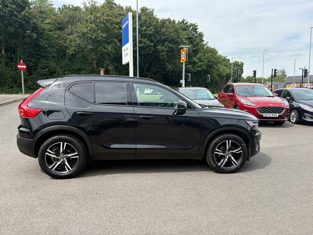 Volvo XC40 1.5 T3 163 R Design YM71THU Black #6
