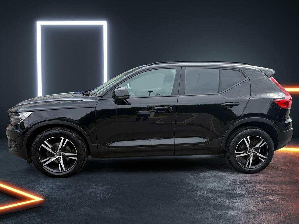 Volvo XC40 1.5 T3 163 R Design YM71THU Black #2
