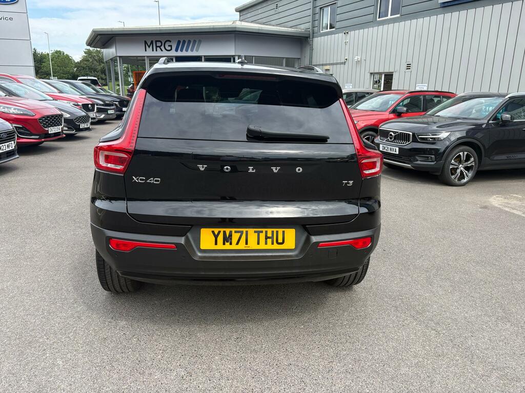 Volvo XC40 1.5 T3 163 R Design YM71THU Black #4