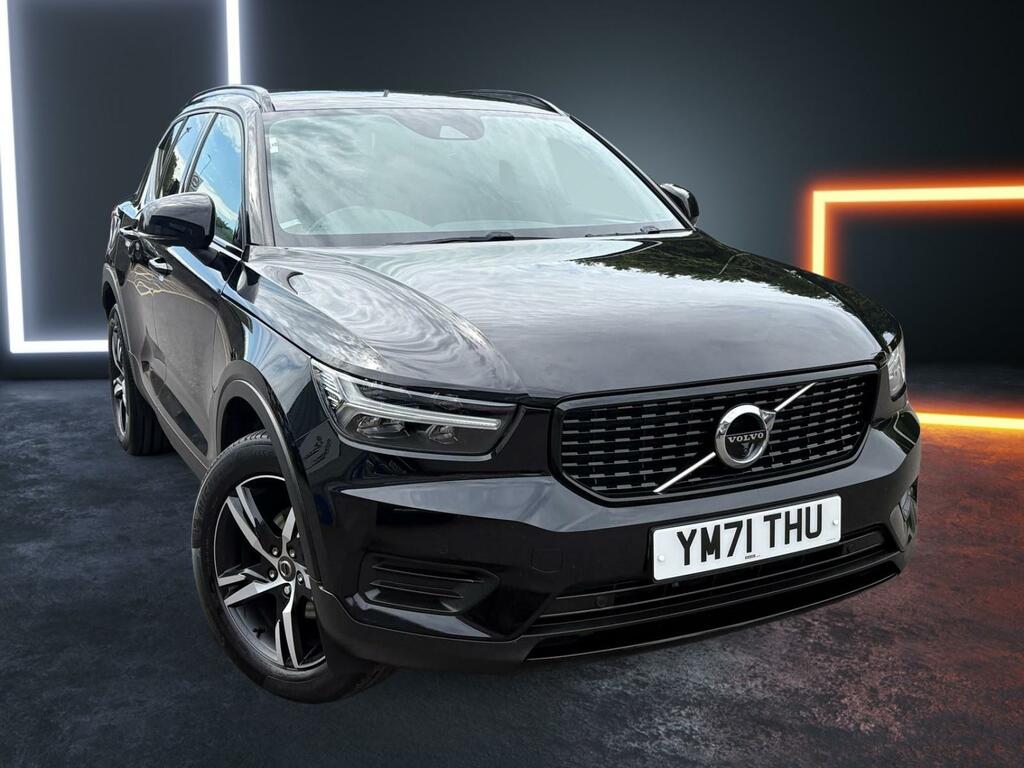 Volvo XC40 1.5 T3 163 R Design Black