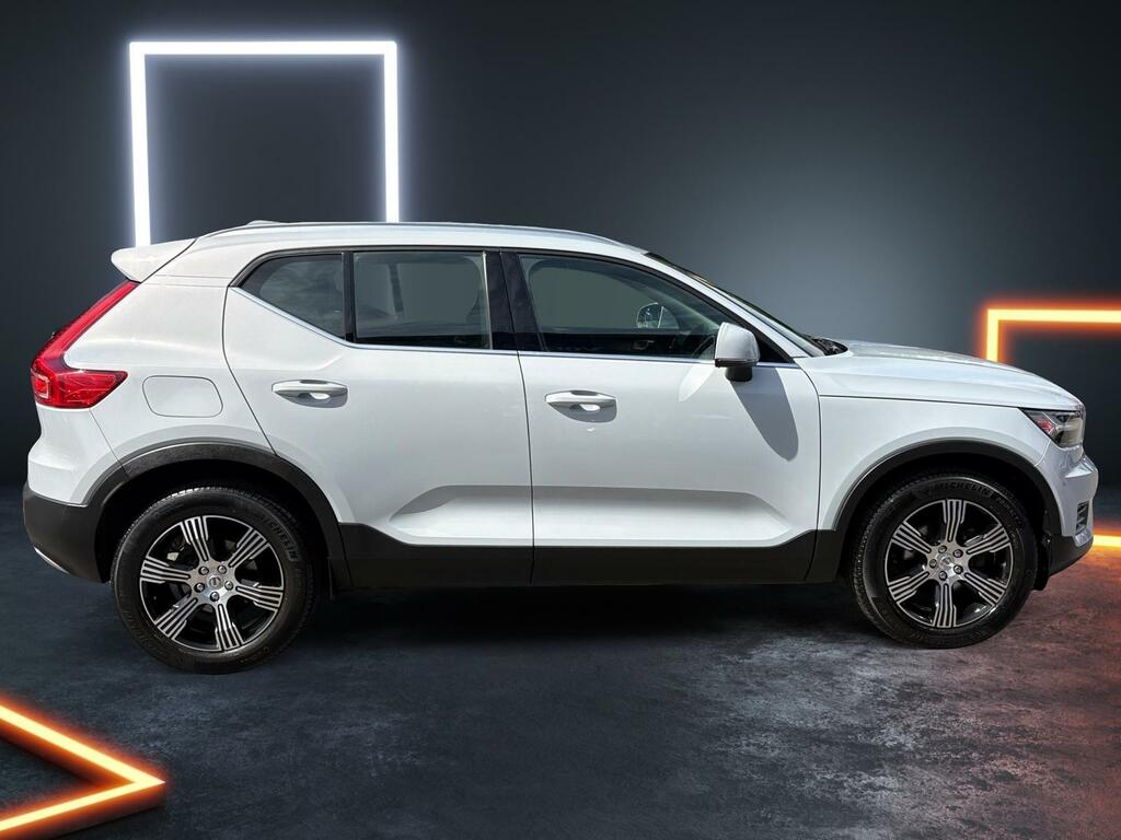 Volvo XC40 1.5 T3 163 Inscription Geartronic SL71UUJ Silver #3